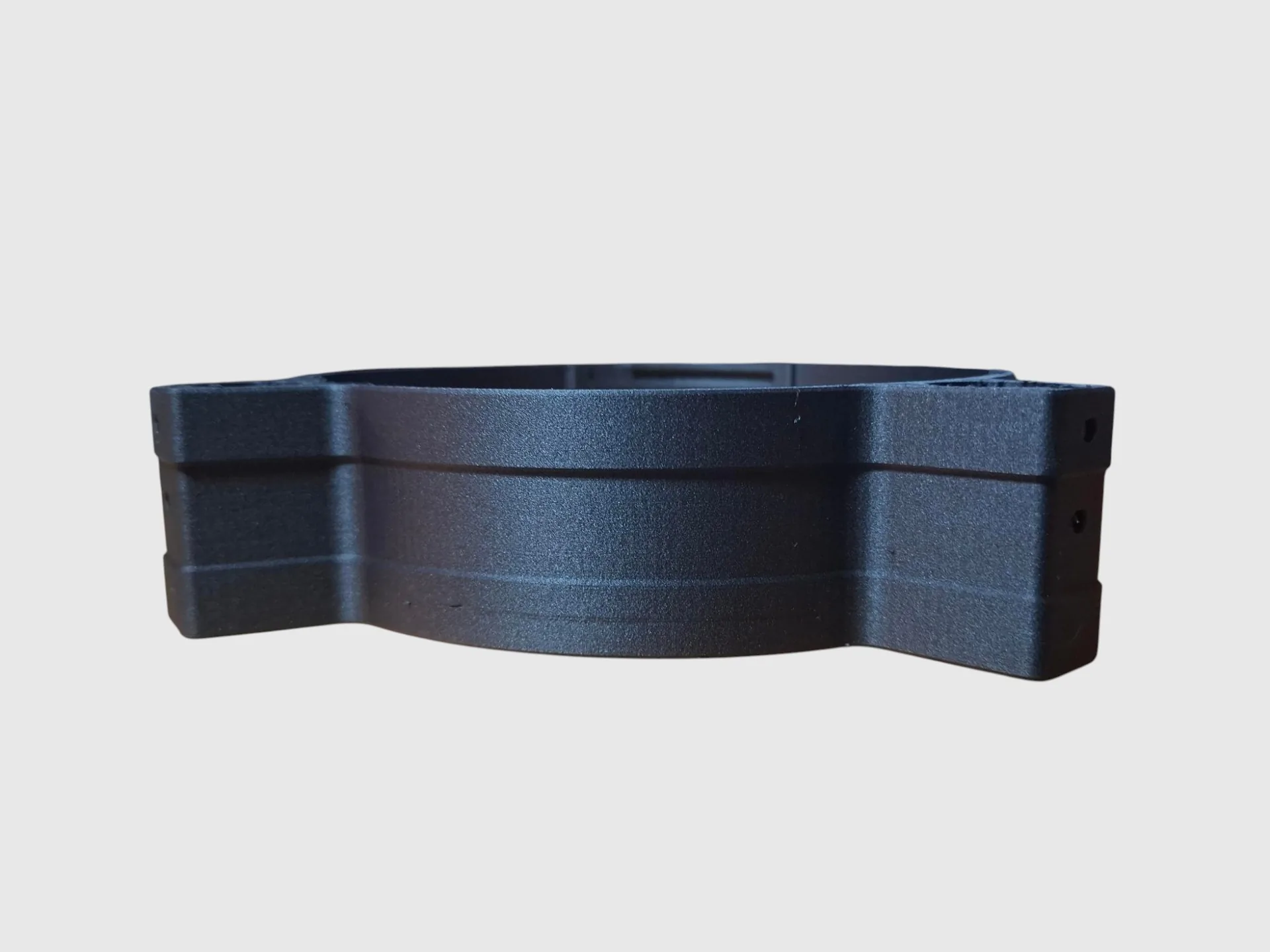PETG-CF lučni nosač — slika 1